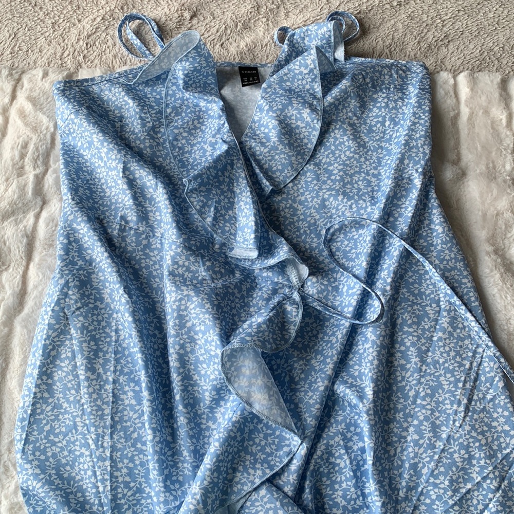WOMENS BLUE FLORAL DRESS